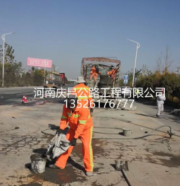道路注漿施工隊：進行打樁機作業(yè)須知！